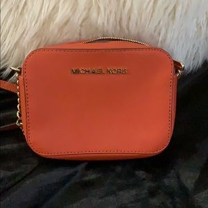small michael kors crossbody bag